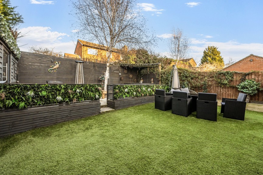 4 bedroom House for Sale Plough Lane, Shefford, Bedfordshire