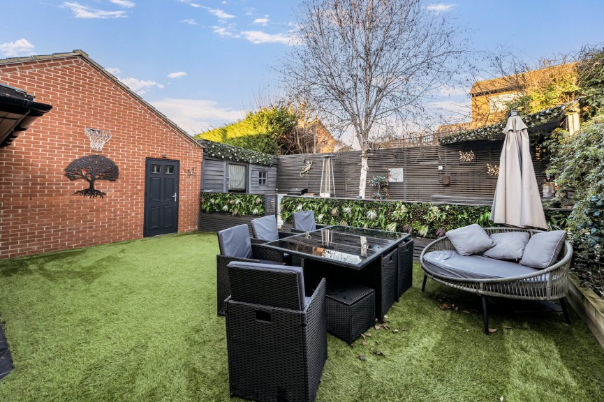 4 bedroom House for Sale Plough Lane, Shefford, Bedfordshire