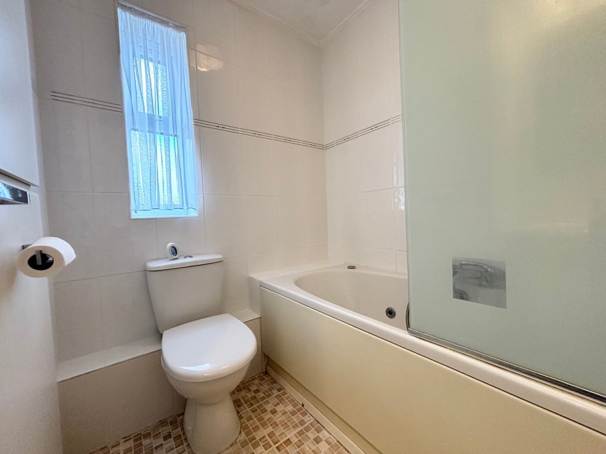 2 bedroom House for Letting Iredale View, Baldock, Herts