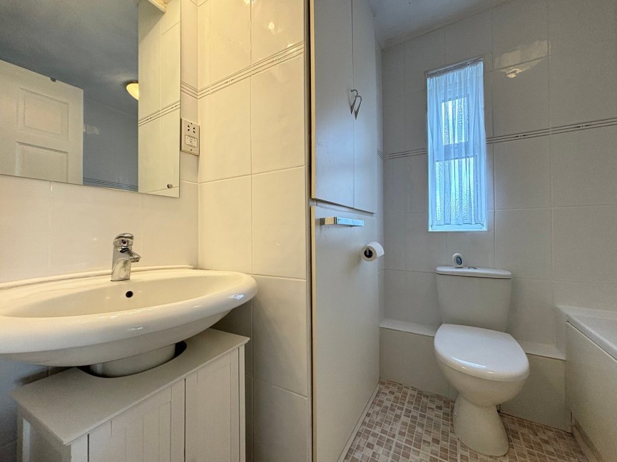 2 bedroom House for Letting Iredale View, Baldock, Herts