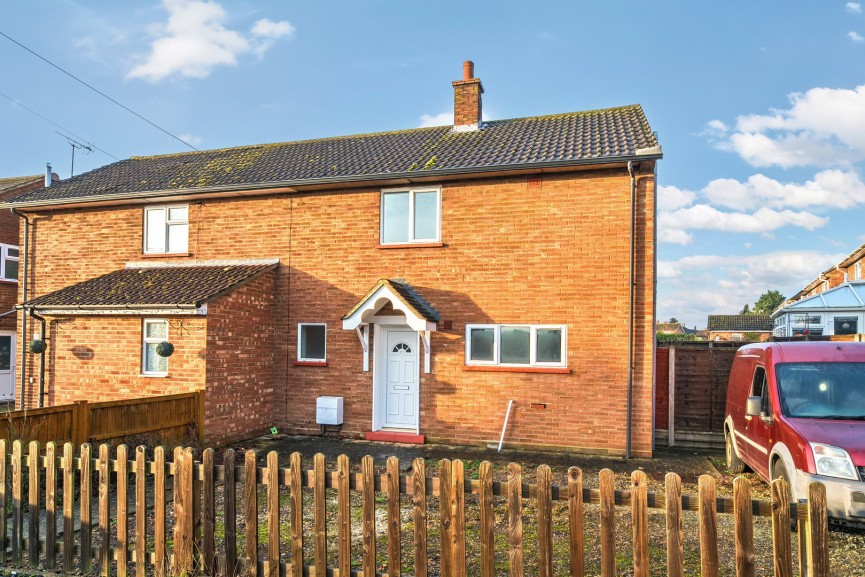 2 bedroom House for Sale Gresham Way, Shefford, Bedfordshire
