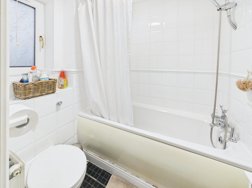 4 bedroom House for Sale Beeston, Sandy, Bedfordshire