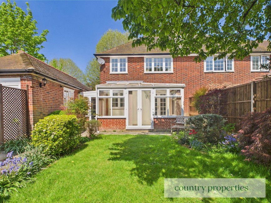 3 bedroom House for Sale Barleycroft Road, Welwyn Garden City, Hertfordshire