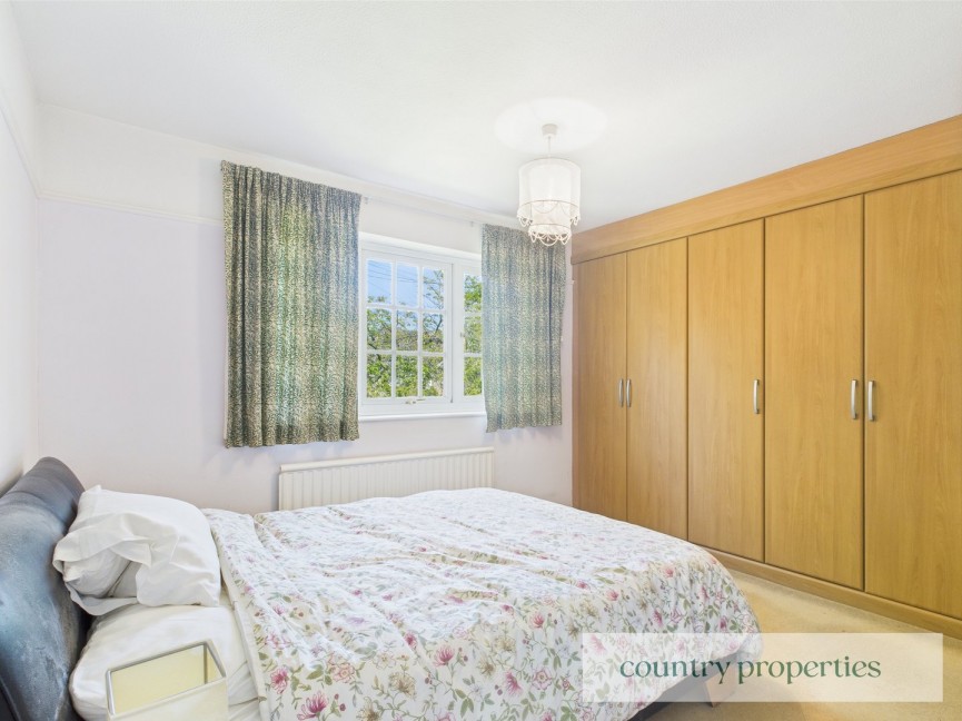 3 bedroom House for Sale Barleycroft Road, Welwyn Garden City, Hertfordshire