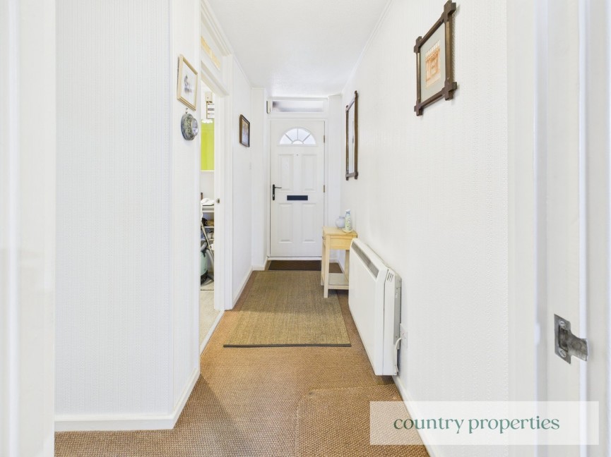 2 bedroom Flat for Sale Fretherne Road, Welwyn Garden City, Hertfordshire