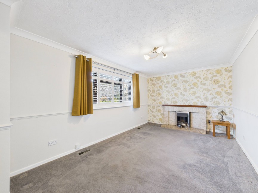 3 bedroom Bungalow for Sale King James Way, Royston, Hertfordshire