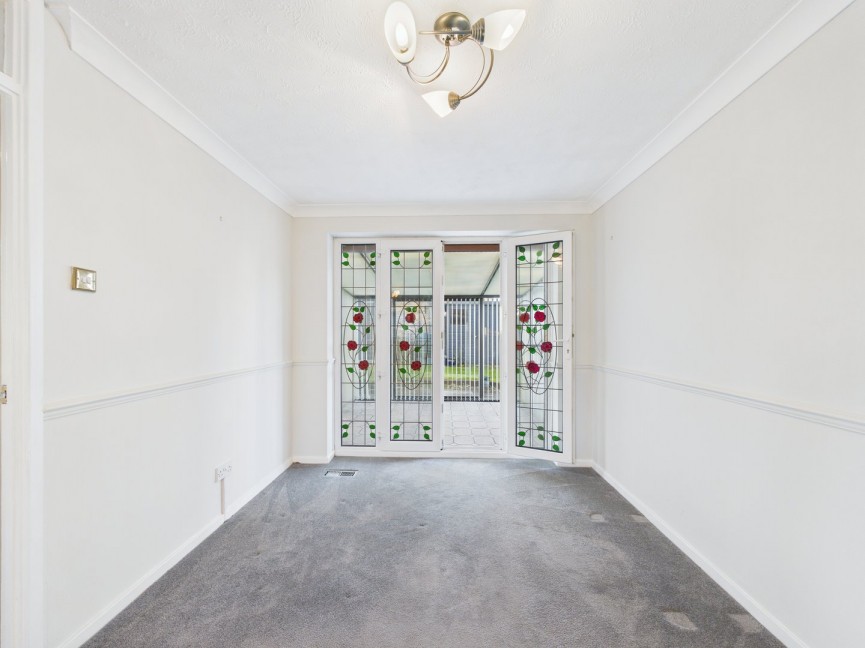 3 bedroom Bungalow for Sale King James Way, Royston, Hertfordshire