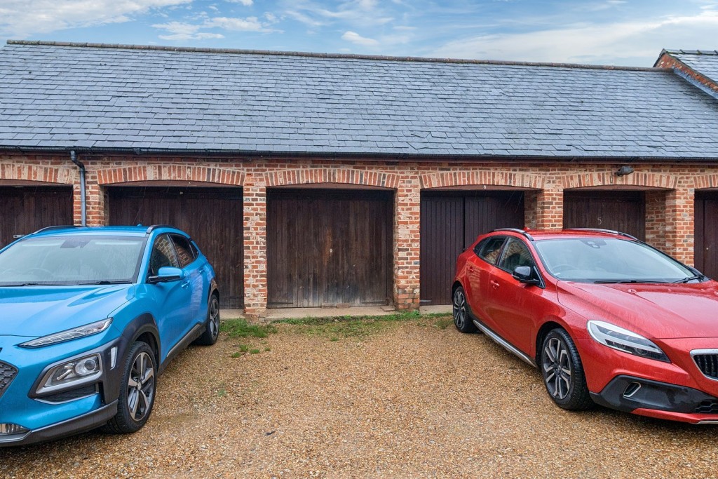 High Street, Shefford, Bedfordshire