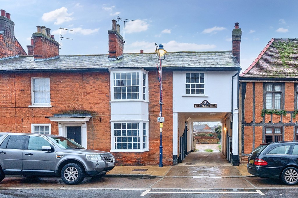 High Street, Shefford, Bedfordshire
