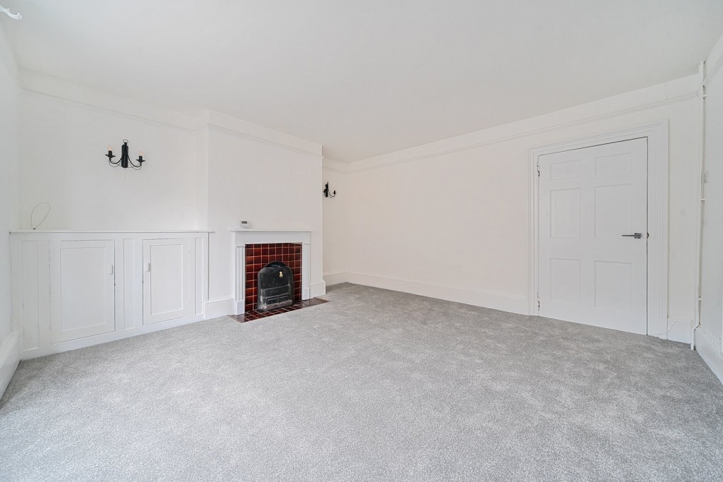 High Street, Shefford, Bedfordshire