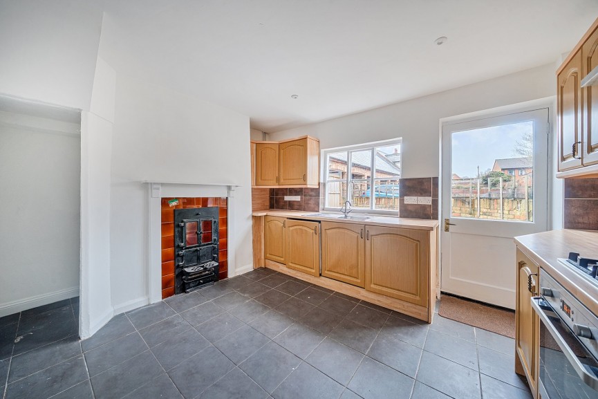 3 bedroom House for Sale High Street, Shefford, Bedfordshire