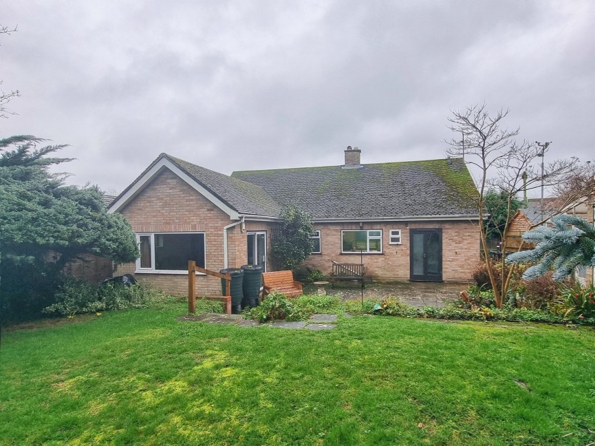3 bedroom Bungalow for Sale Silsoe, Bedfordshire