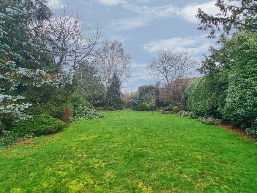 3 bedroom Bungalow for Sale Silsoe, Bedfordshire