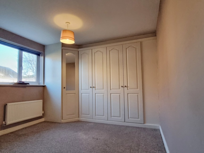 1 bedroom Flat for Sale Luton Road, Barton-le-Clay, Bedfordshire
