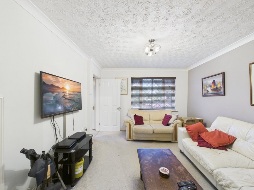 3 bedroom House for Sale Berkeley Close, Biggleswade, Bedfordshire