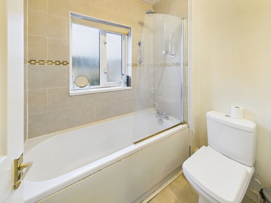 3 bedroom House for Sale Berkeley Close, Biggleswade, Bedfordshire