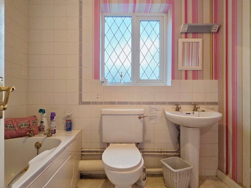 4 bedroom House for Sale Ampthill, Bedfordshire