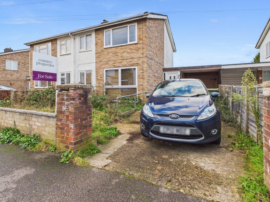 4 bedroom House for Sale Spring Close, Biggleswade, Bedfordshire