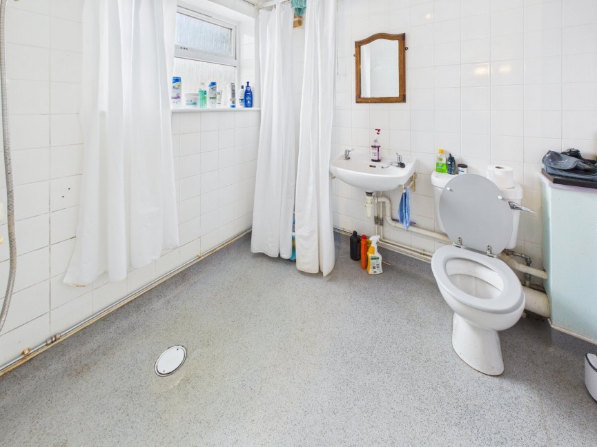 4 bedroom House for Sale Spring Close, Biggleswade, Bedfordshire