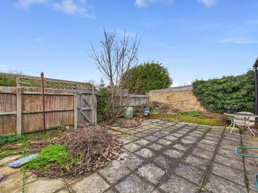 4 bedroom House for Sale Spring Close, Biggleswade, Bedfordshire