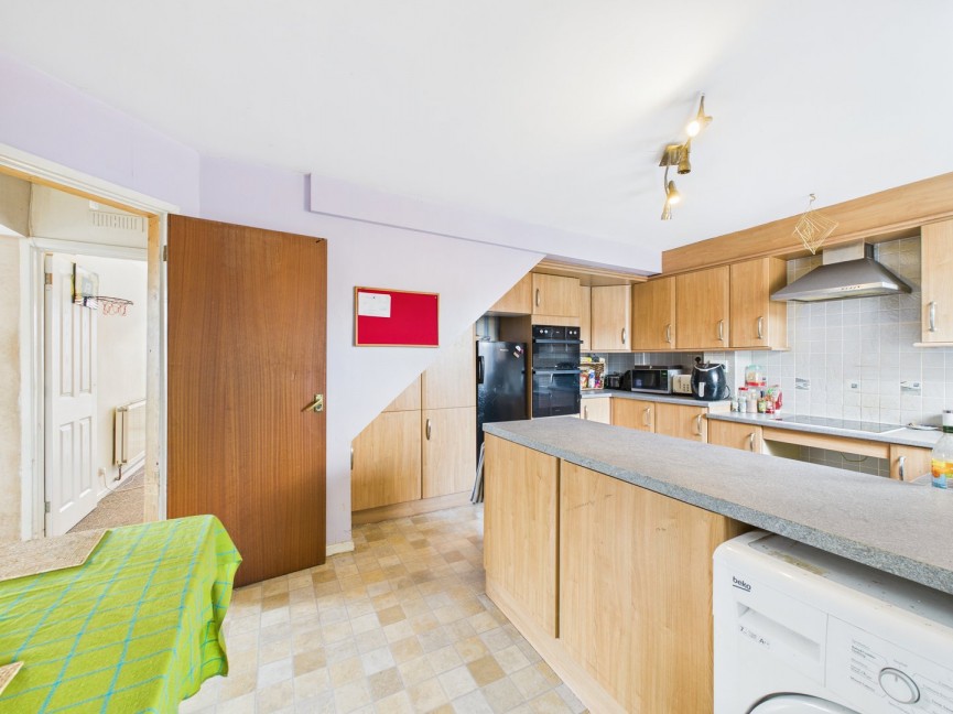 4 bedroom House for Sale Spring Close, Biggleswade, Bedfordshire