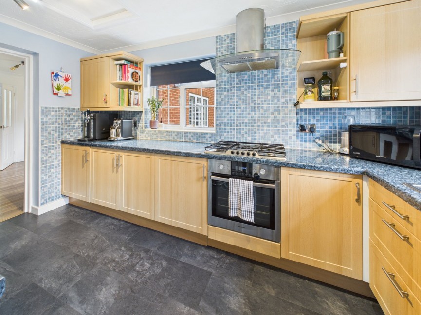 4 bedroom House for Sale Dells Lane, Biggleswade, Bedfordshire