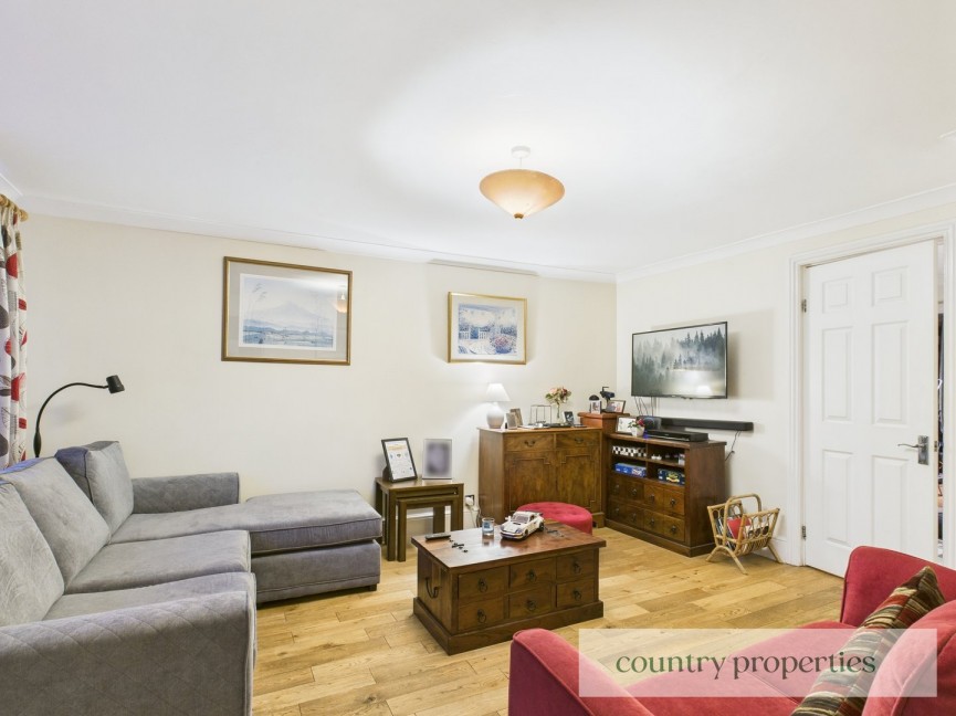 4 bedroom House for Sale Beverley Gardens, Welwyn Garden City, Hertfordshire