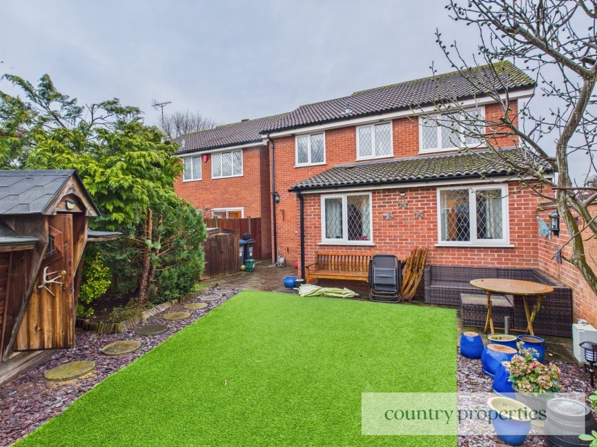 4 bedroom House for Sale Beverley Gardens, Welwyn Garden City, Hertfordshire