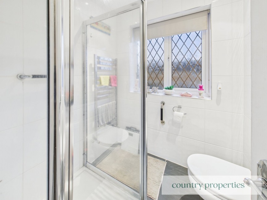 4 bedroom House for Sale Beverley Gardens, Welwyn Garden City, Hertfordshire