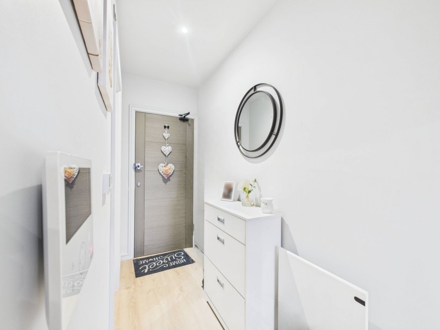 1 bedroom Flat for Sale John Street, Royston, Hertfordshire