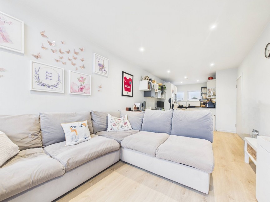 1 bedroom Flat for Sale John Street, Royston, Hertfordshire