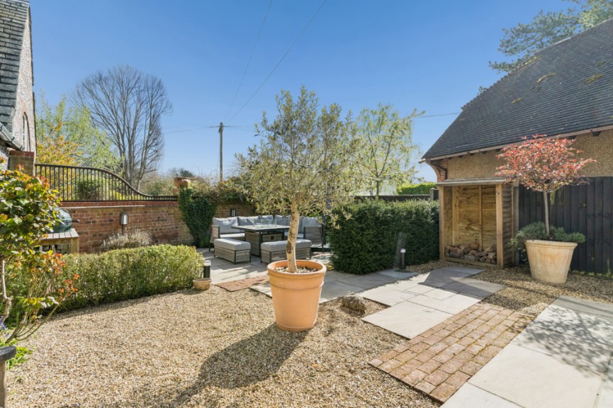 3 bedroom House for Sale Gosmore, Hitchin, Hertfordshire