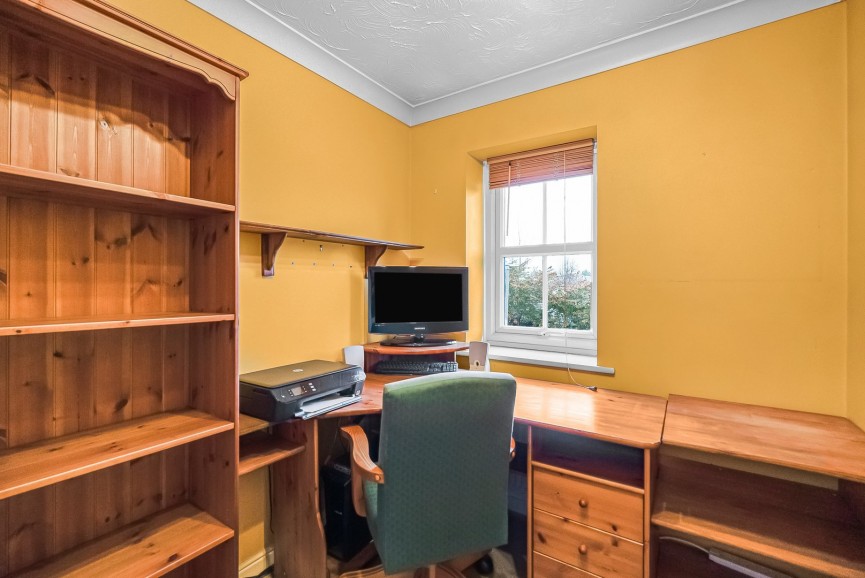 3 bedroom House for Sale Drakes Way, Hatfield, Hertfordshire