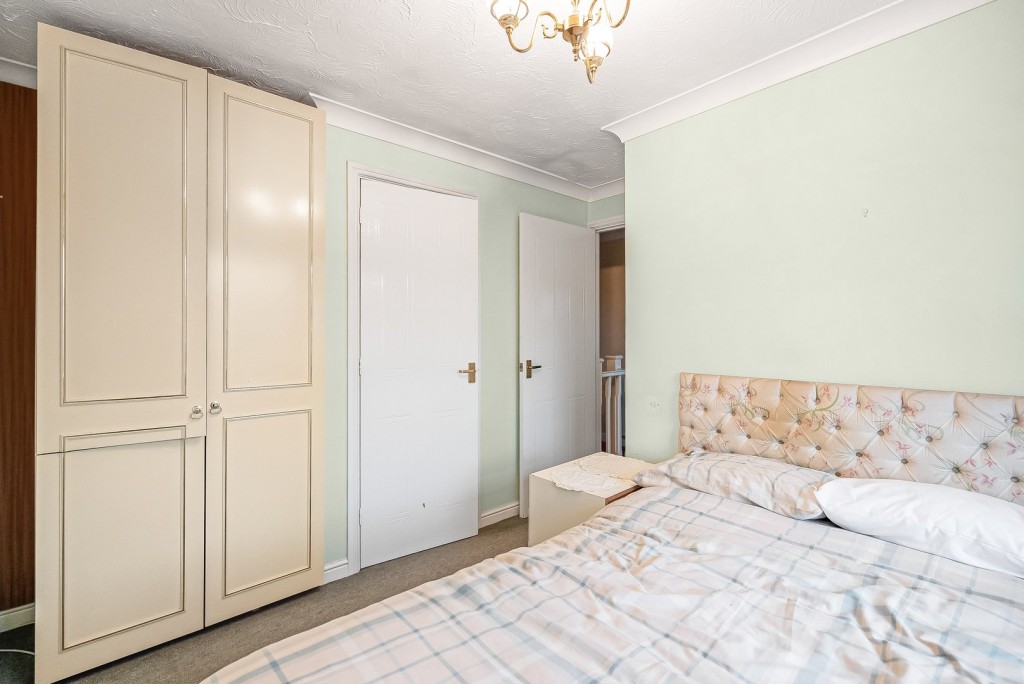 Drakes Way, Hatfield, Hertfordshire