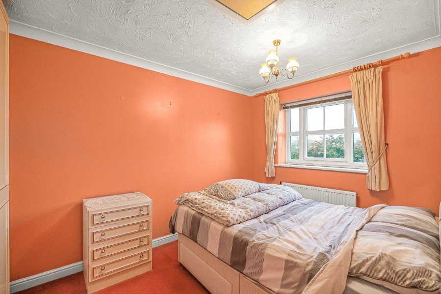 3 bedroom House for Sale Drakes Way, Hatfield, Hertfordshire