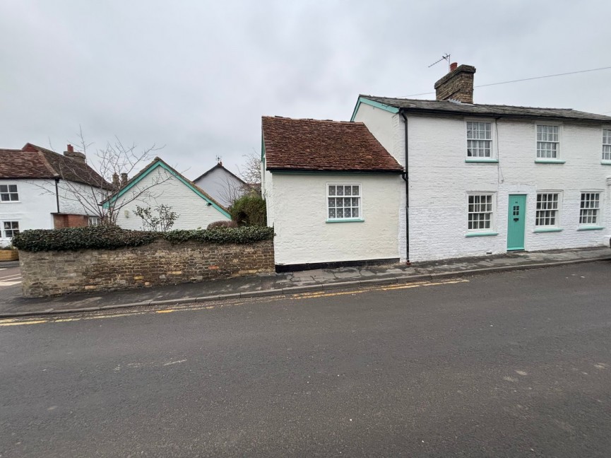 3 bedroom House for Letting High Street, ASHWELL, Hertfordshire