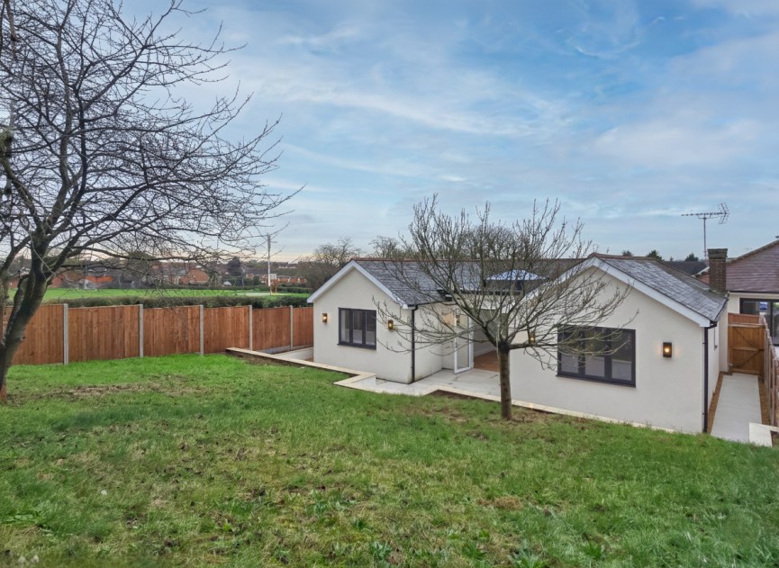 2 bedroom Bungalow for Sale Maulden, Bedfordshire