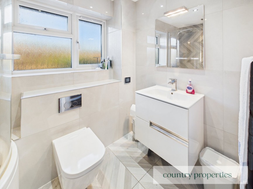 2 bedroom House for Sale Breakmead, Welwyn Garden City, Hertfordshire