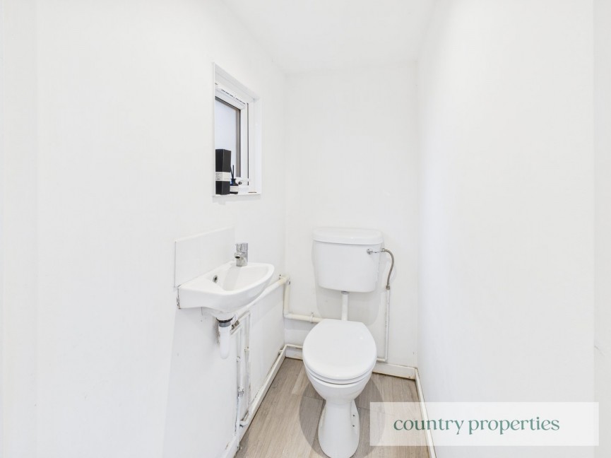 2 bedroom House for Sale Breakmead, Welwyn Garden City, Hertfordshire