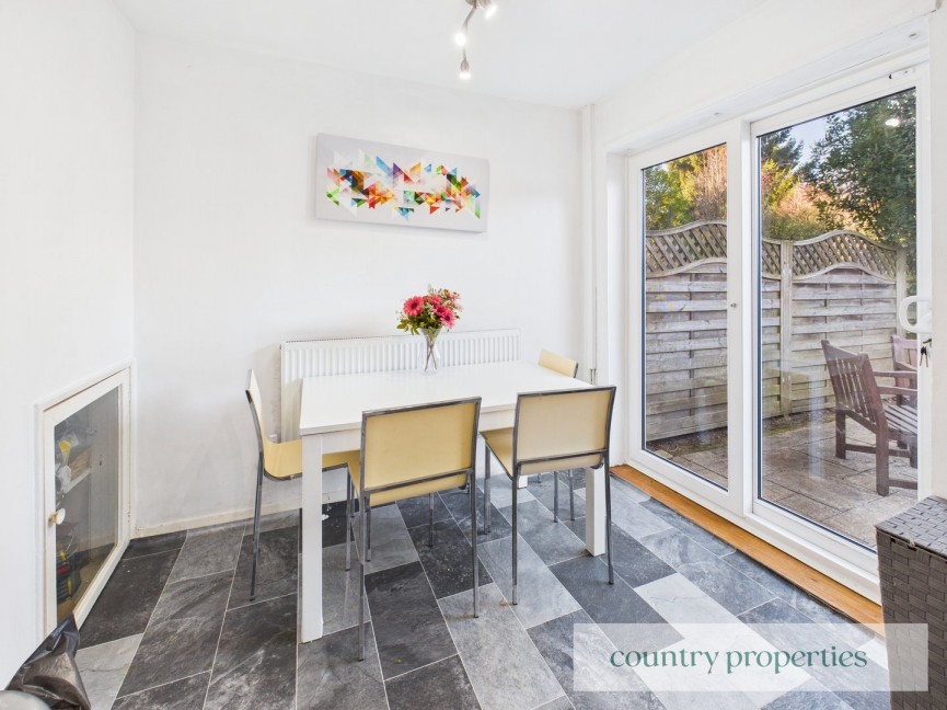 2 bedroom House for Sale Breakmead, Welwyn Garden City, Hertfordshire