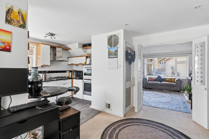 3 bedroom House for Sale Westbury Close, Hitchin, Hertfordshire
