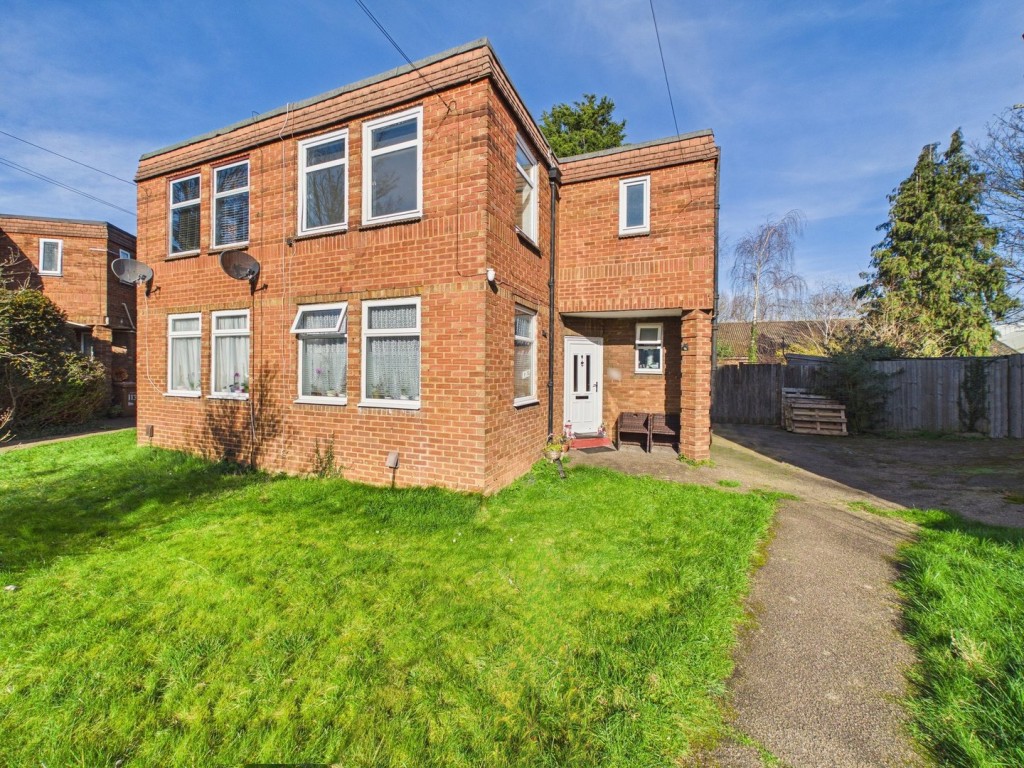 Heathfield Road, Hitchin, Hertfordshire