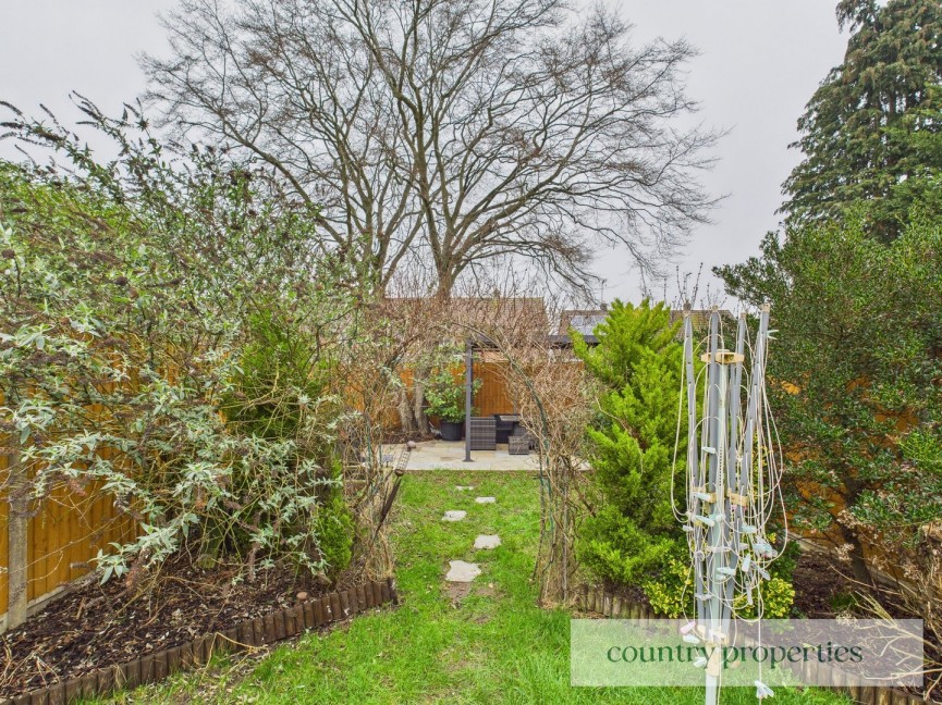 2 bedroom House for Sale Little Ganett, Welwyn Garden City, Hertfordshire