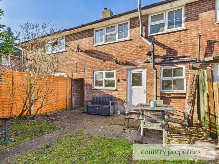 3 bedroom House for Sale Hollybush Lane, Welwyn Garden City, Hertfordshire