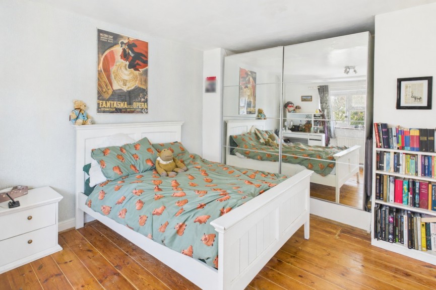 3 bedroom House for Sale Hollybush Lane, Welwyn Garden City, Hertfordshire