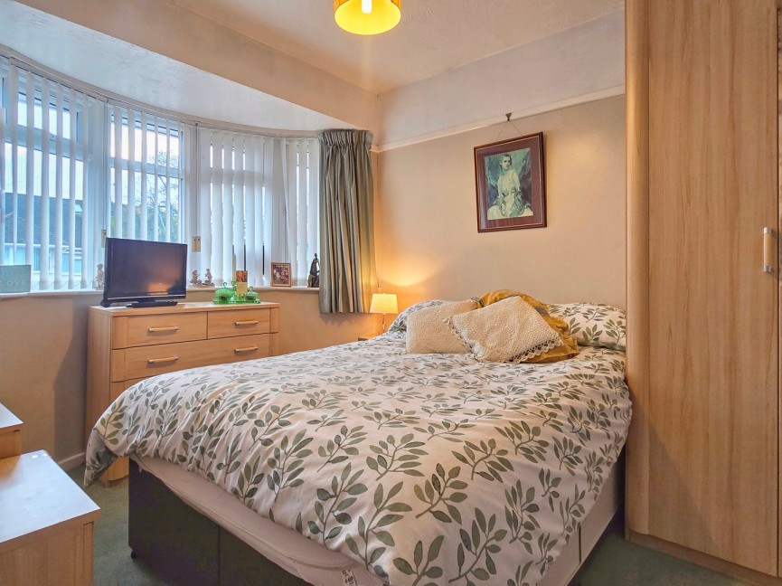 2 bedroom Bungalow for Sale Ampthill, Bedfordshire