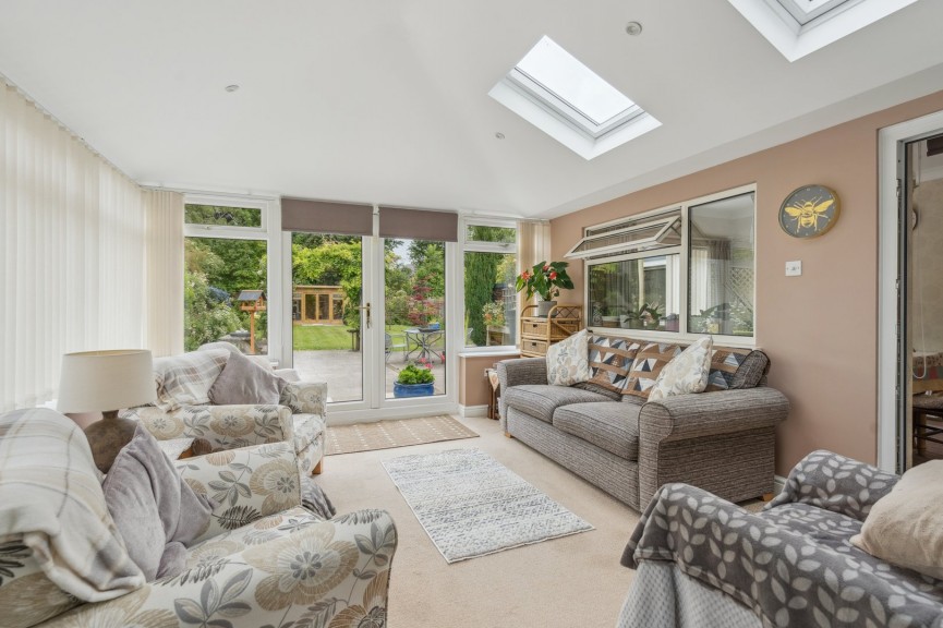 3 bedroom Bungalow for Sale Meldreth, Royston, Cambridgeshire