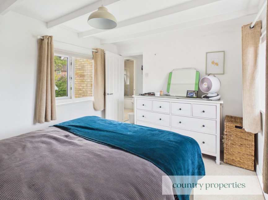 4 bedroom House for Sale Haymeads, Welwyn Garden City, Hertfordshire