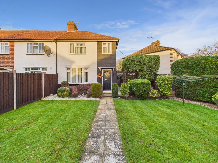 3 bedroom House for Sale Park Drive, Baldock, Hertfordshire