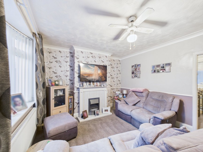 3 bedroom House for Sale Park Drive, Baldock, Hertfordshire